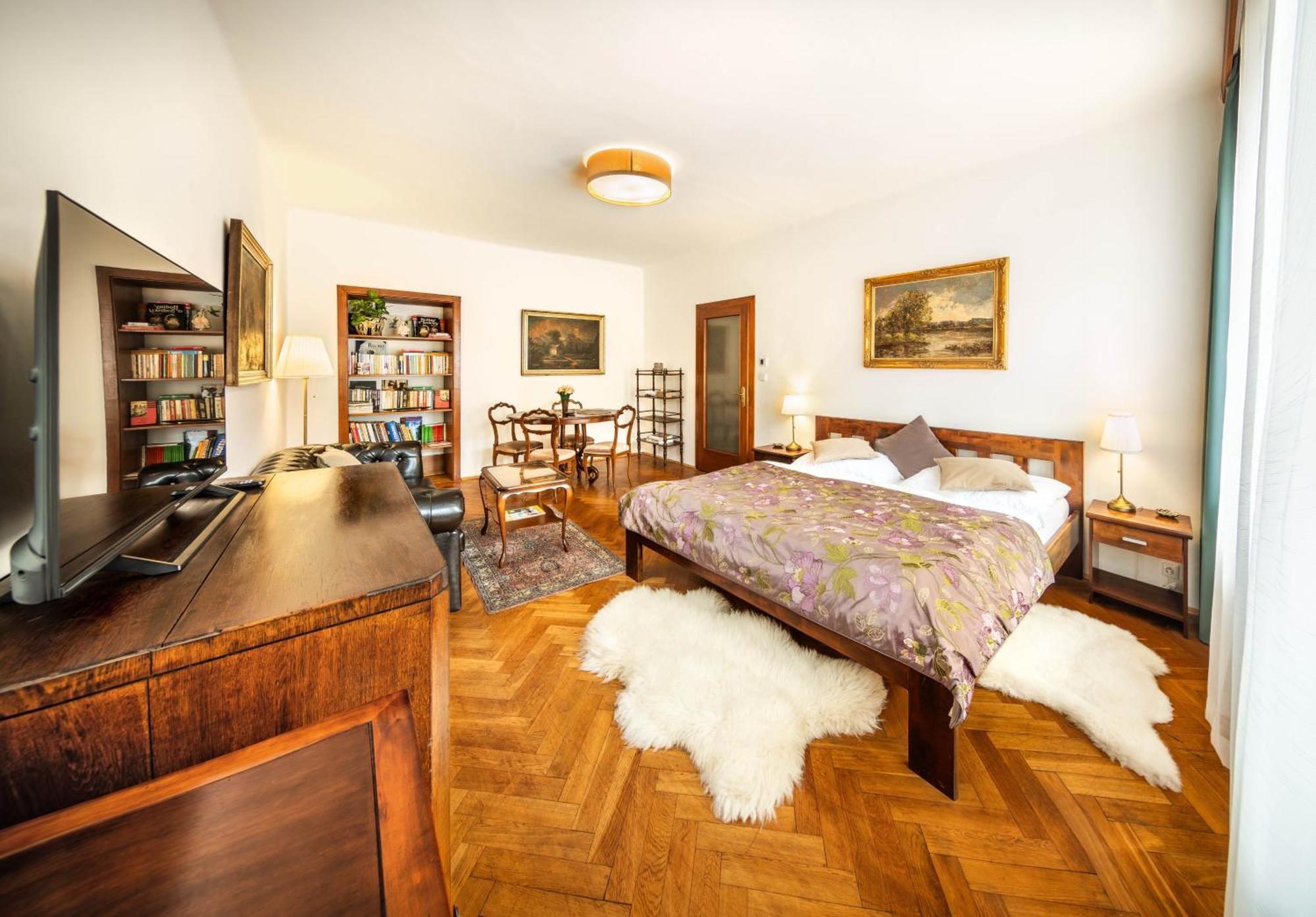 Apartments Dlouha 93 Cesky Krumlov Exterior photo